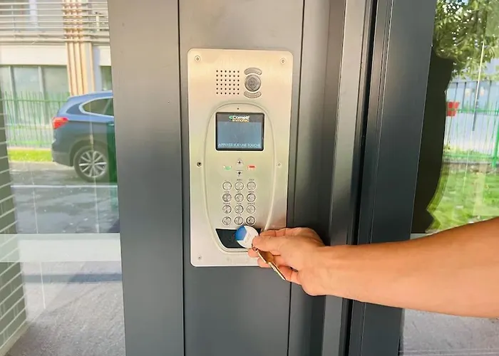 Apartment Harmonieux/bezannes/pkg Prive *