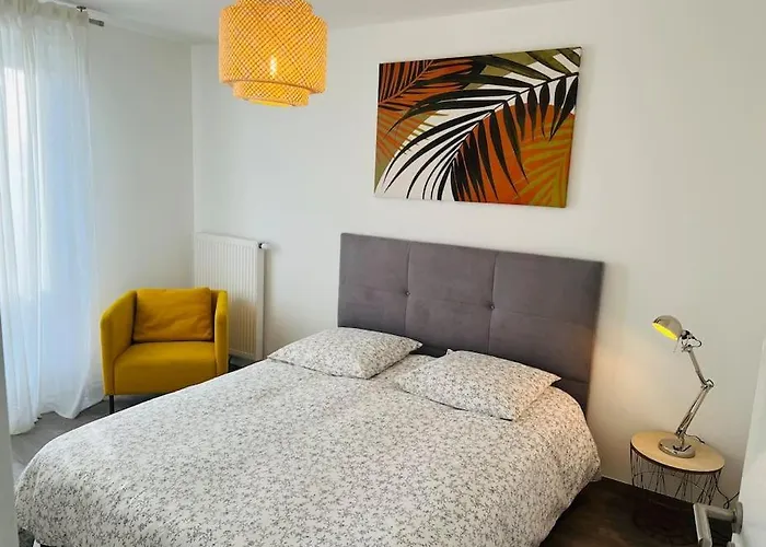 Apartment Harmonieux/bezannes/pkg Prive